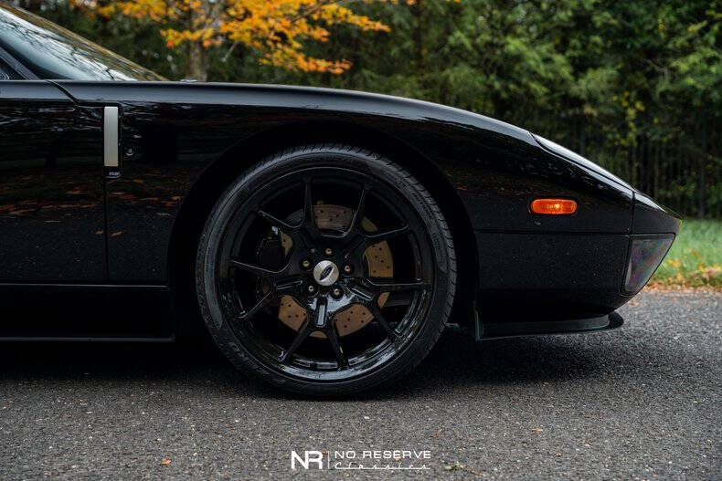 2005 Ford GT