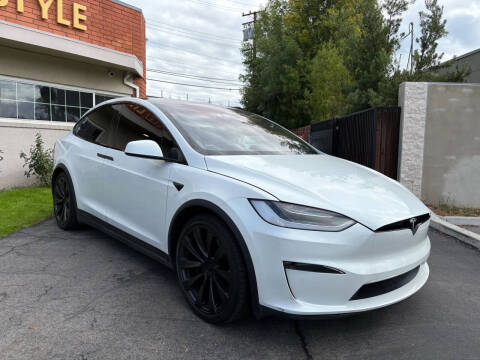 2022 Tesla Model X Plaid
