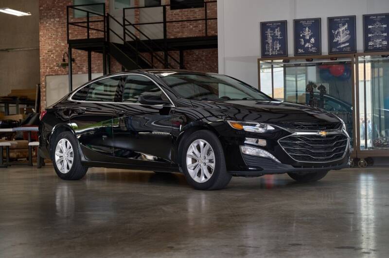 2020 Chevrolet Malibu for sale at ON THE MOVE INC in Boerne TX