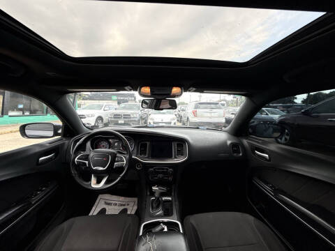 2017 Dodge Charger SXT