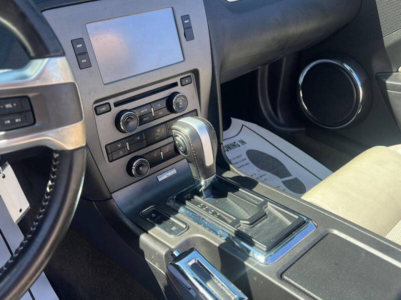 2014 Ford Mustang V6