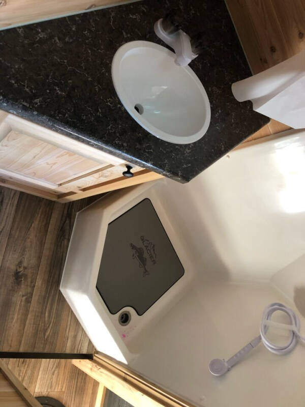 2022 Glacier 17’ RV