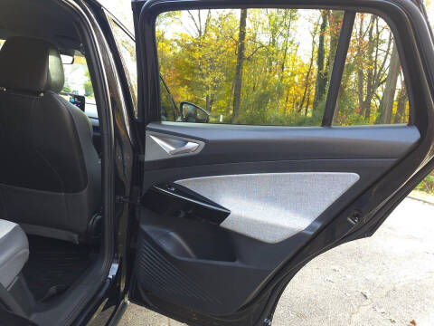 2023 Volkswagen ID.4 Pro