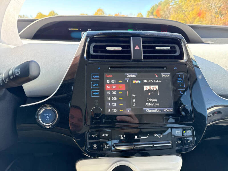 2017 Toyota Prius Three Touring