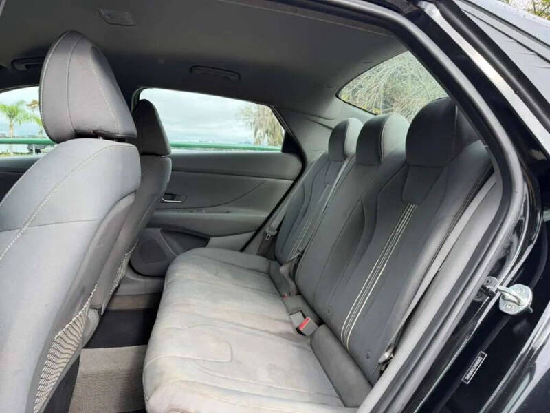 2022 Hyundai Elantra