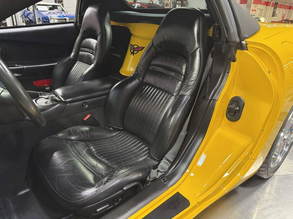 2004 Chevrolet Corvette 49
