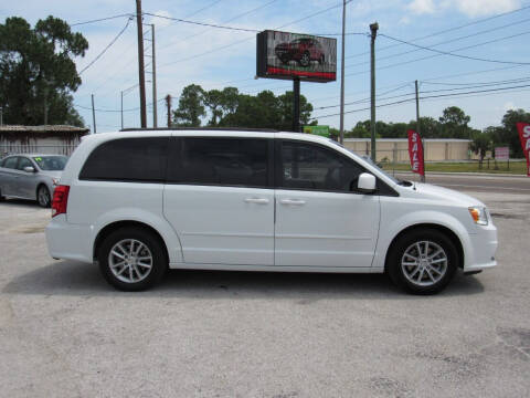 2015 Dodge Grand Caravan for sale at Checkered Flag Auto Sales - East in Lakeland FL