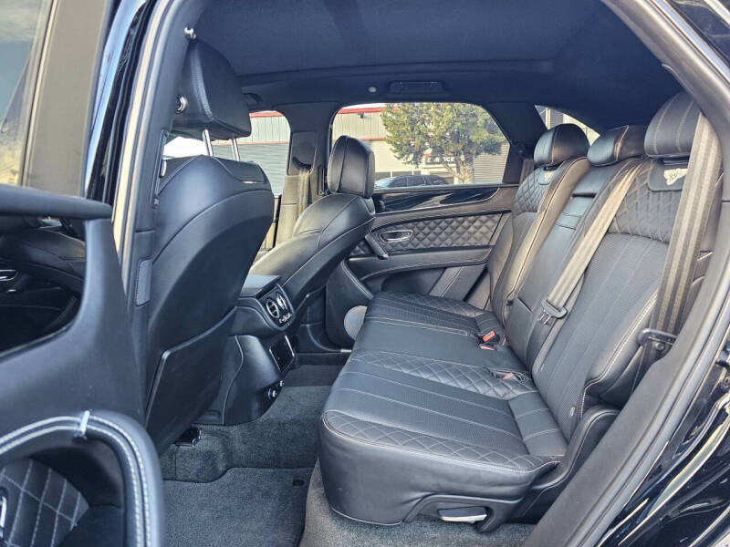 2018 Bentley Bentayga Black Edition