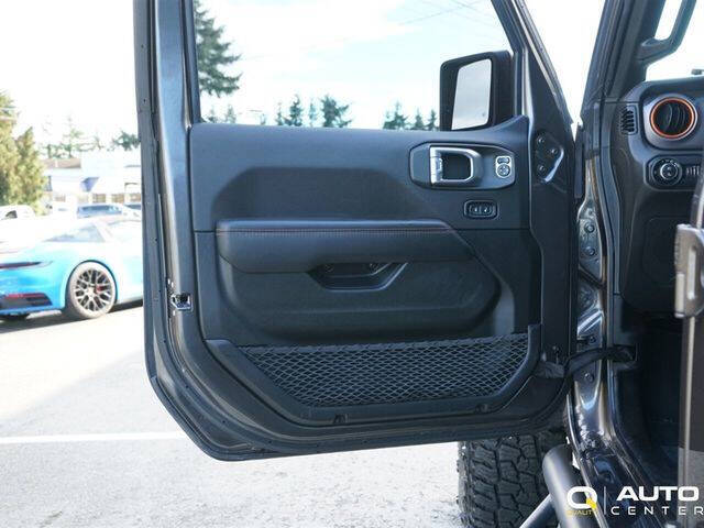 2021 Jeep Gladiator Mojave