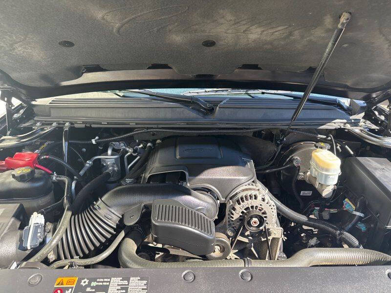 2011 Cadillac Escalade Premium