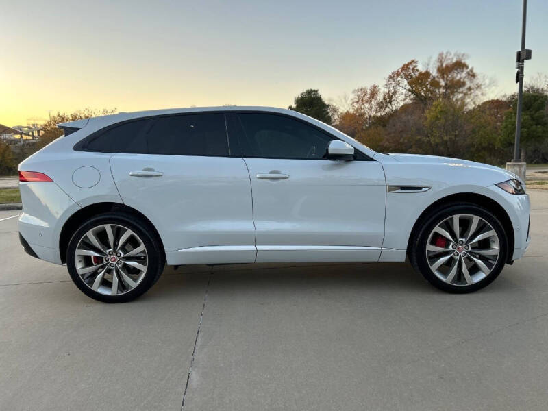 2017 Jaguar F-PACE S
