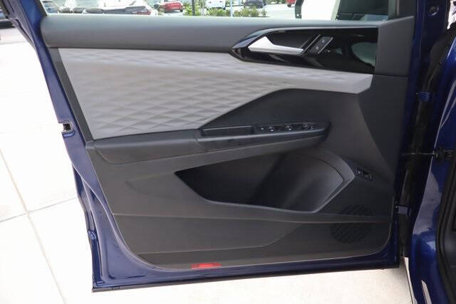 2023 Volkswagen Taos S