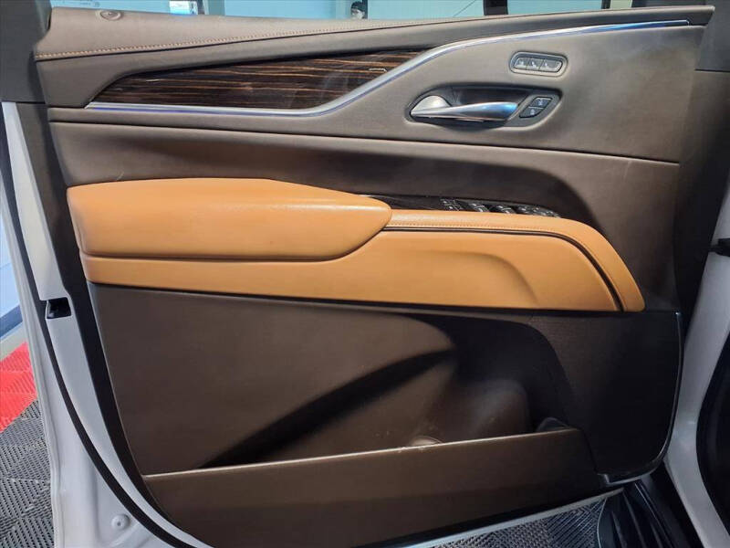 2021 Cadillac Escalade ESV Premium Luxury