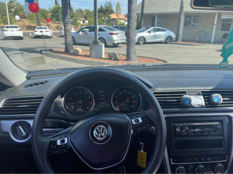 2017 Volkswagen Passat 1.8T S