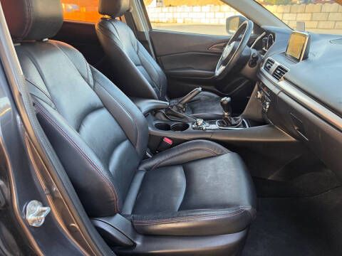 2015 Mazda MAZDA3 s Touring