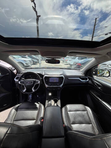 2017 GMC Acadia SLT-1