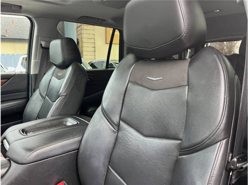 2014 Cadillac Escalade Premium