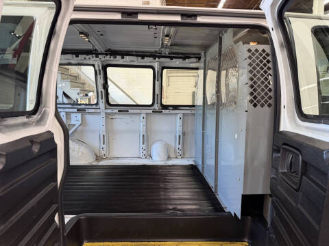 2015 GMC Savana 2500