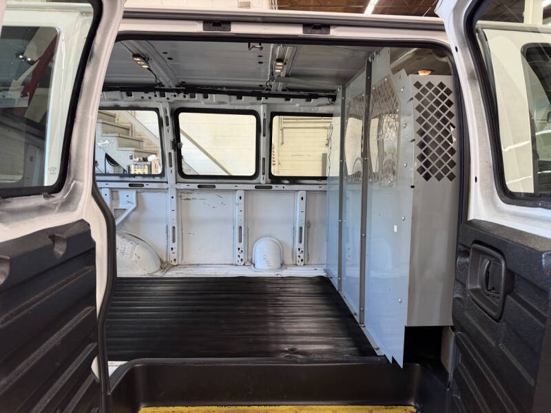 2015 GMC Savana 2500