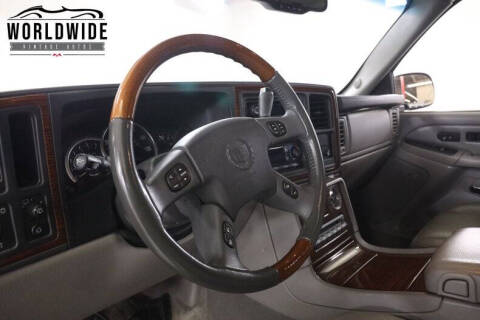 2003 Cadillac Escalade