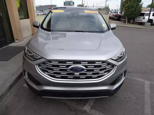 2020 Ford Edge Titanium