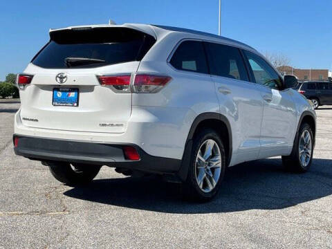 2016 Toyota Highlander