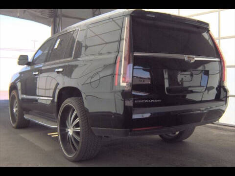 2018 Cadillac Escalade Luxury