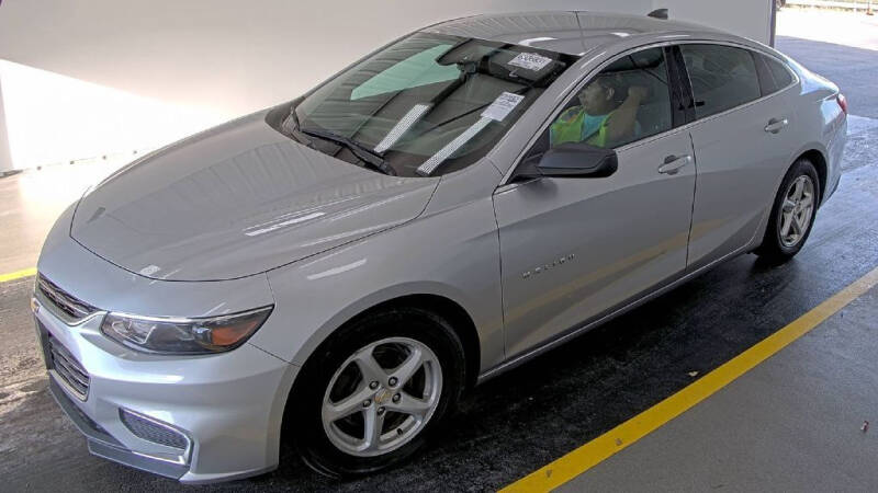 2017 Chevrolet Malibu for sale at HERMANOS SANCHEZ AUTO SALES LLC in Dallas TX