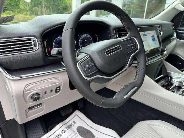 2024 Jeep Wagoneer L