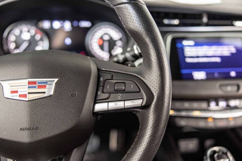 2022 Cadillac XT4 Sport