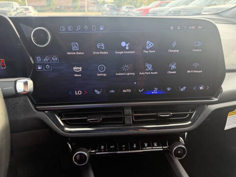 2024 Chevrolet Equinox EV Launch Edition