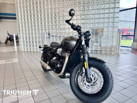 2022 Triumph Bonneville Bobber Black for sale at iAuto in Cincinnati OH