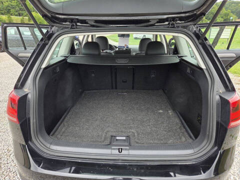 2016 Volkswagen Golf SportWagen