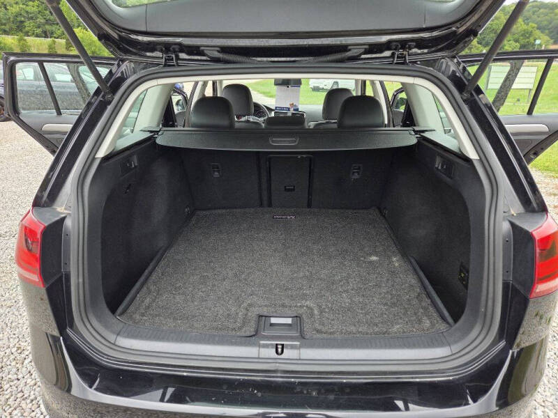 2016 Volkswagen Golf SportWagen