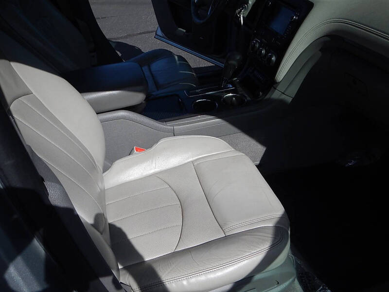 2014 Chevrolet Traverse LTZ