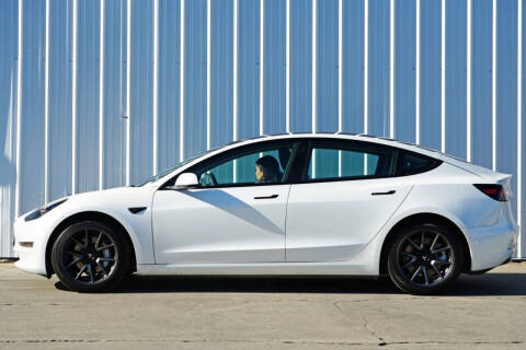 2021 Tesla Model 3 Standard Range Plus