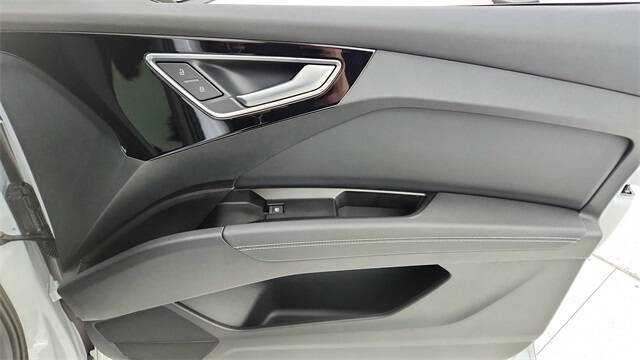 2025 Audi Q4 e-tron Premium Plus 45