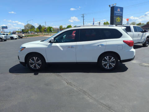 2019 Nissan Pathfinder S