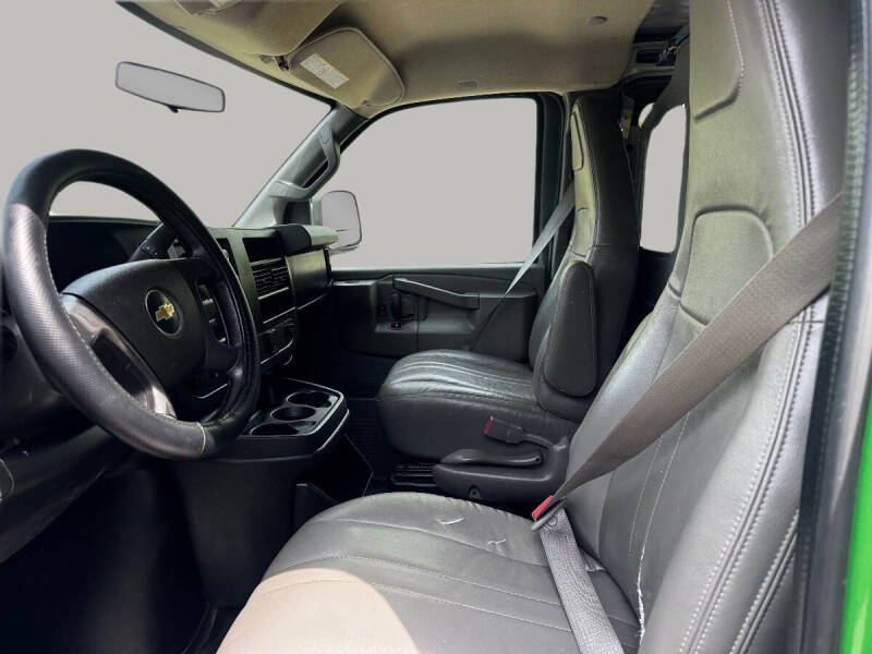 2016 Chevrolet Express 2500