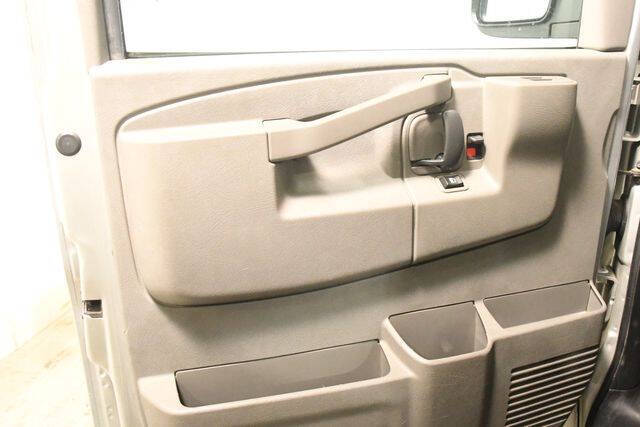 2017 Chevrolet Express LT 3500