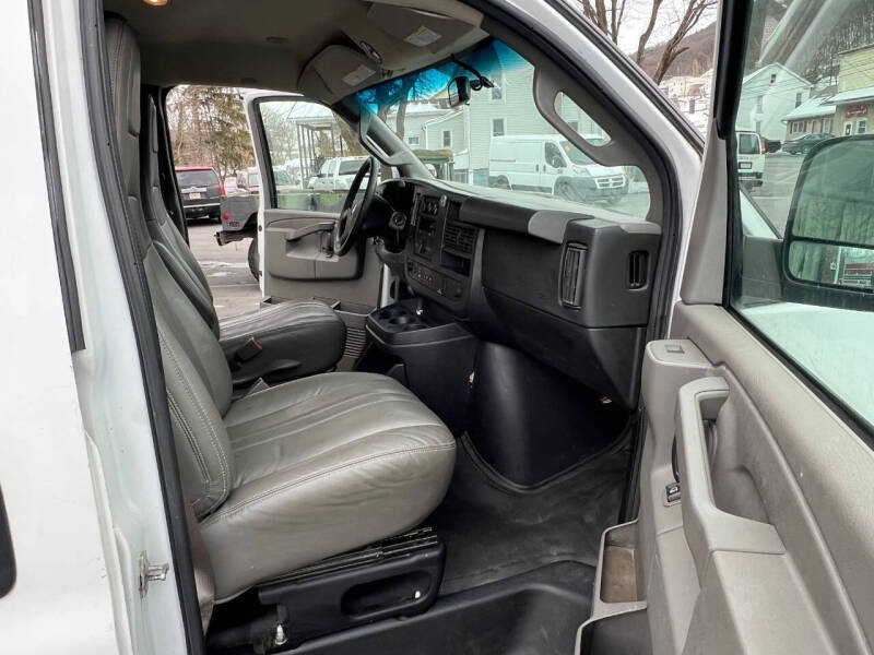 2018 Chevrolet Express 2500