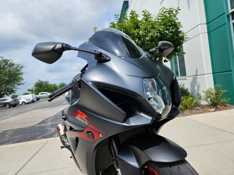 2017 Suzuki GSX-R1000