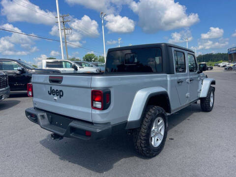2023 Jeep Gladiator Sport