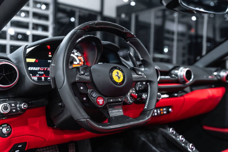 2023 Ferrari 812 GTS