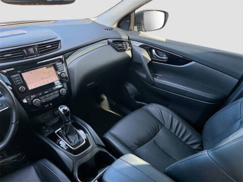 2021 Nissan Rogue Sport SL