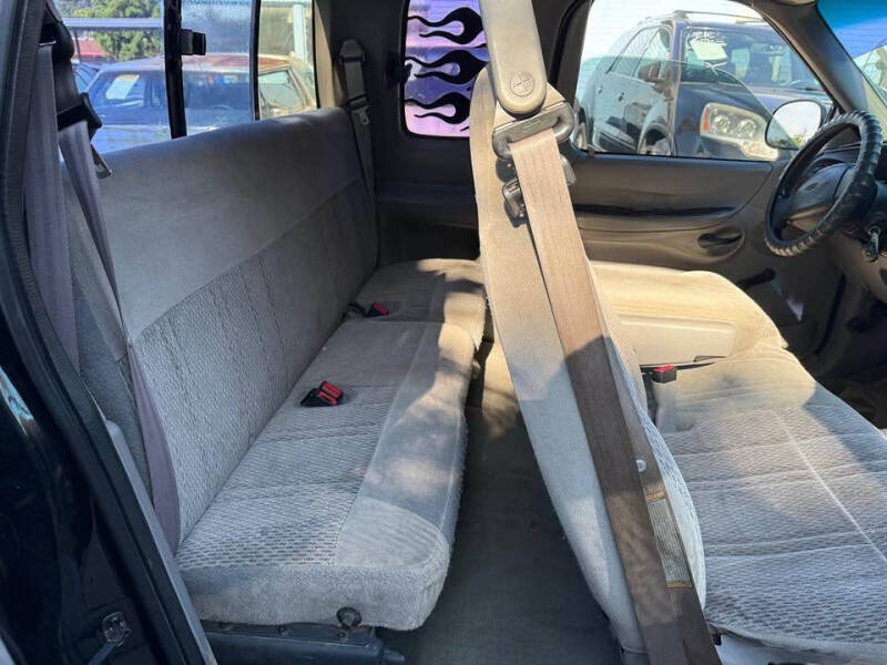 1998 Ford F-150 XLT