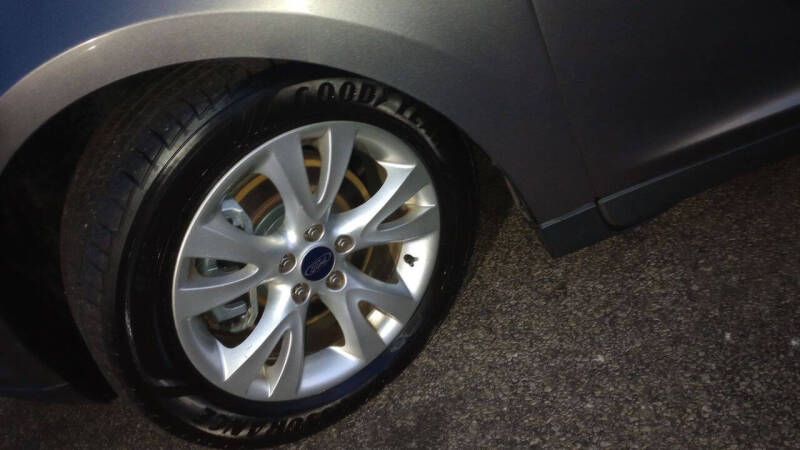 2012 Ford Taurus SEL