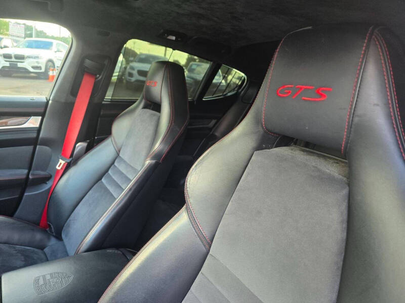 2013 Porsche Panamera GTS