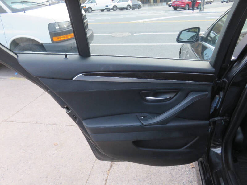 2013 BMW 5 Series 528i xDrive