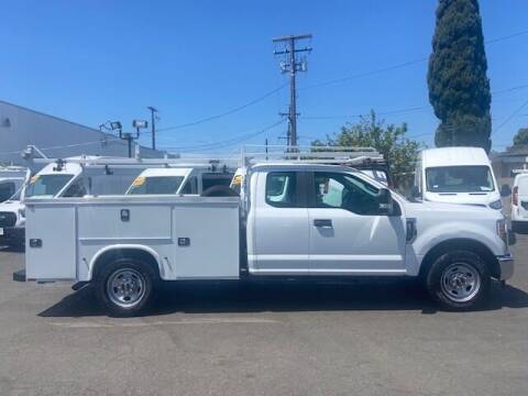 2018 Ford F-350 Super Duty for sale at Auto Wholesale Company in Santa Ana CA